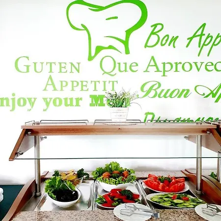 петър Хотел