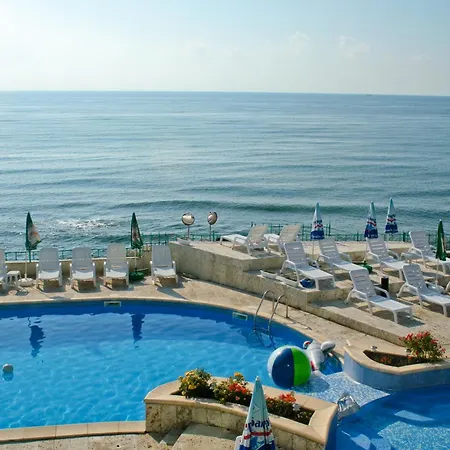 Хотел петър Равда