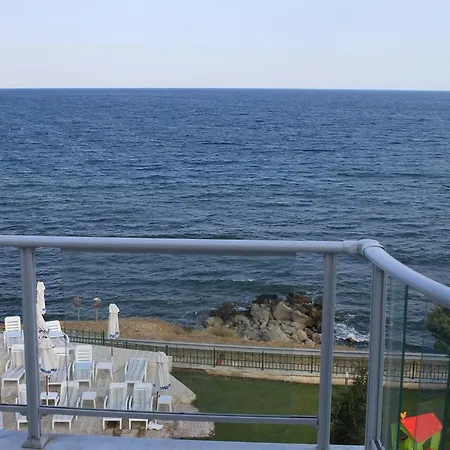 петър 3* Равда