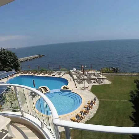 Хотел петър 3*